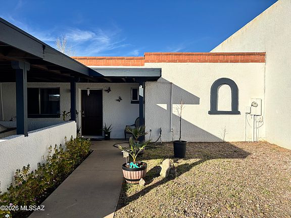 2nd image of 877 E Calle Esplendor