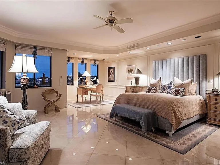 4400 Gulf Shore Blvd N #3-305 — Photo 11