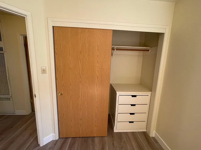 Chestnut Place — Photo 22