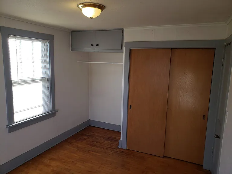 524 Jefferson St #7 — Photo 6