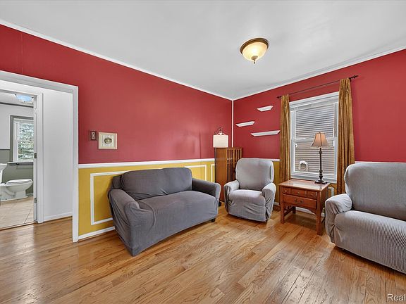 5th image of 3047 Cumberland Rd