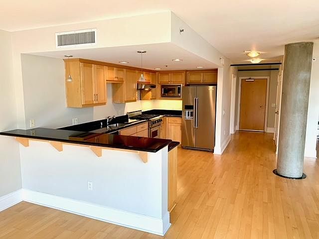 1st image of 1 Bluxome St APT 302