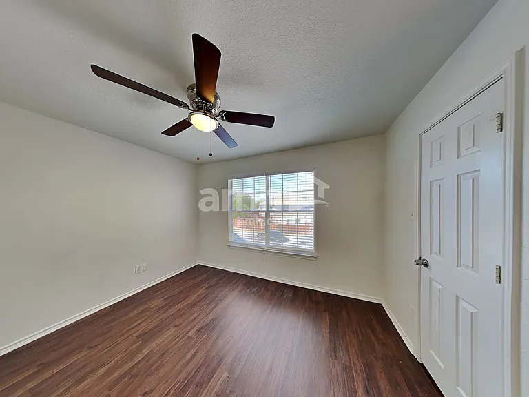 318 Roswell Cyn — Photo 20