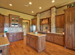 6130 W Blue Cedar Rd, Edmond, OK 73025