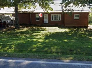 2335 Callaway Rd, Rocky Mount, VA 24151