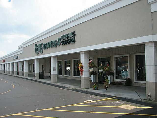 2nd image of 140 W South Boundary St