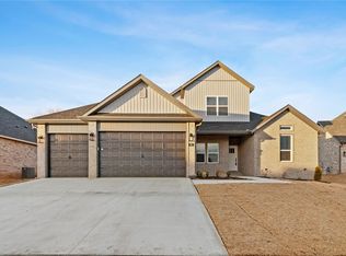 291 Bequette Ln, Centerton, AR 72719