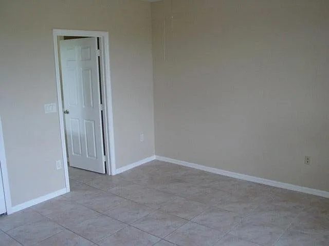 739 Naples Ave S — Photo 12