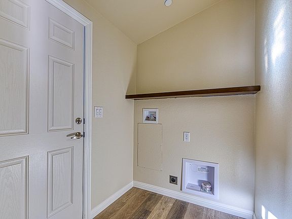 5th image of 1837 C Ave #1837