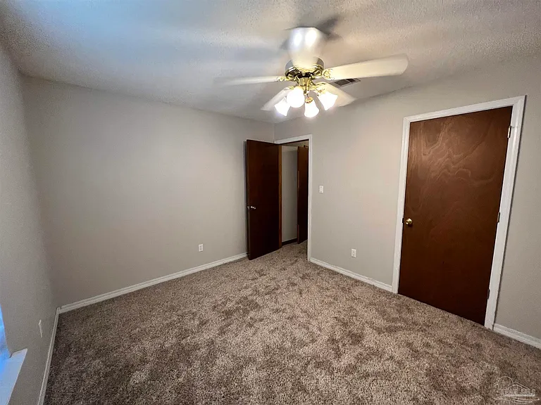 9046 Caribbean Dr — Photo 25