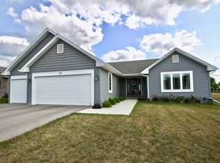 720 E Limerick Ln, Beloit, WI 53511