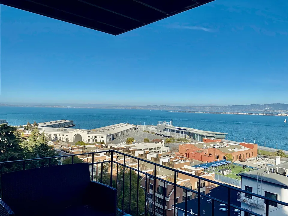 52 Darrell Pl #2