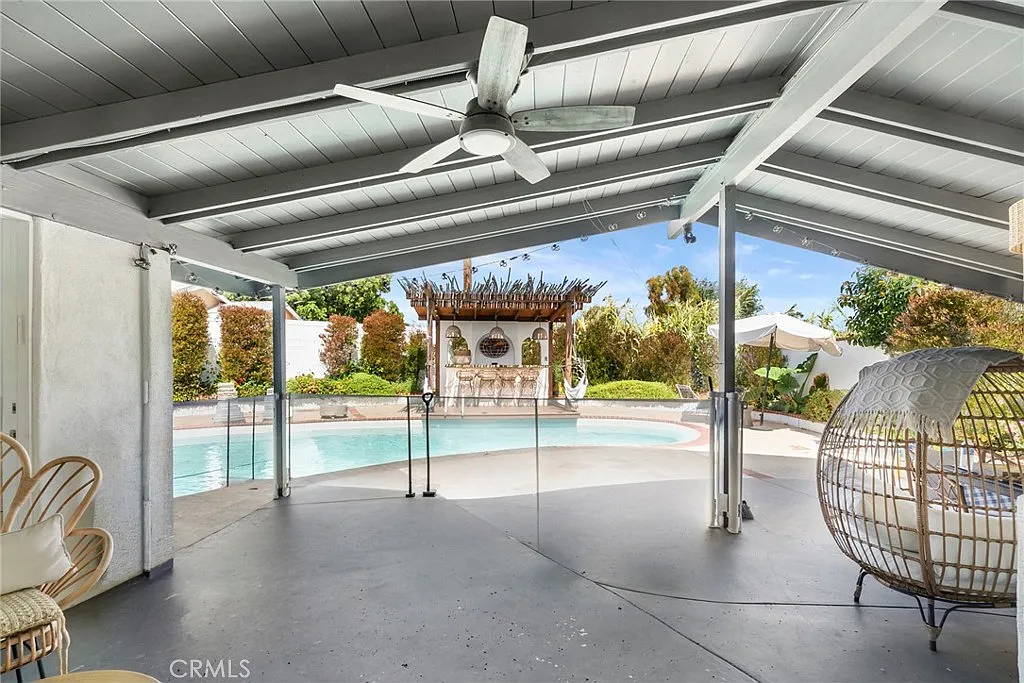 3 bed, 1170 sqft, $4,500 — Photo 3
