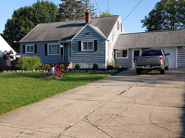 2874 Sprague Rd, Parma, OH 44134