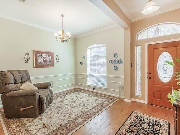 3rd image of 8404 Fern Bluff Ave