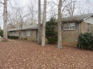 1747 Starmount Cir, Lancaster, SC 29720