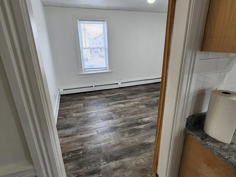 37 Watson St #2 — Photo 14