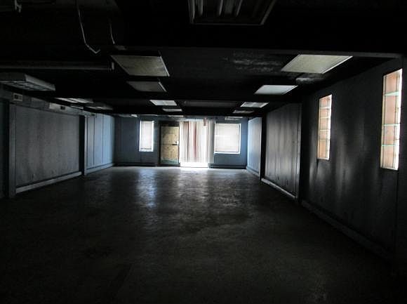 2nd image of 525 S Broadway