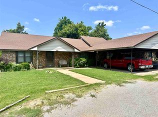 401 N Locust St, Apache, OK 73006