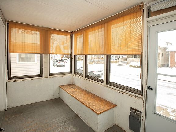 5th image of 3739 W 47th Pl