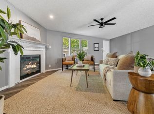 6209 N Highland Cir, Haltom City, TX 76117