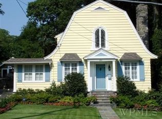 241 Rockingstone Ave, Larchmont, NY 10538