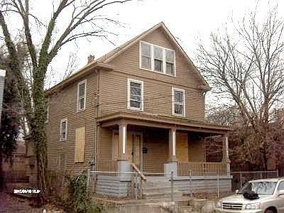 1st image of 3031 Robertson Ave