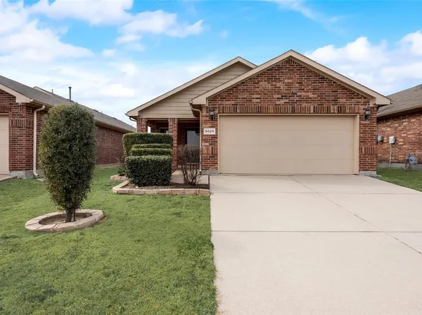 6029 Kristen Dr, Fort Worth, TX 76131