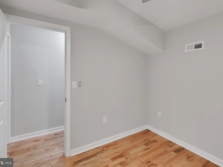 1435 N 5th St #3 — Photo 11