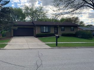 1915 Powder River Path, Elgin, IL 60123