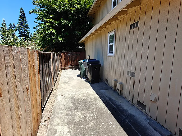 238 W California Ave #B — Photo 14