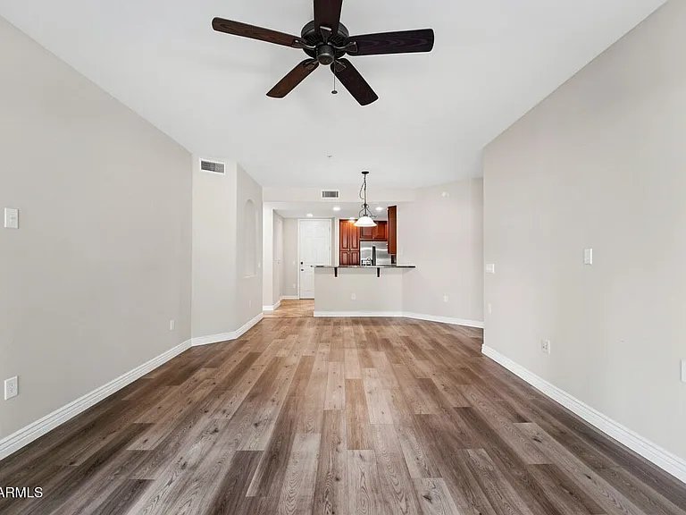 5450 E Deer Valley Dr #1015 — Photo 14