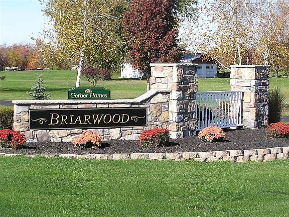 2nd image of 201 Woodsview Dr