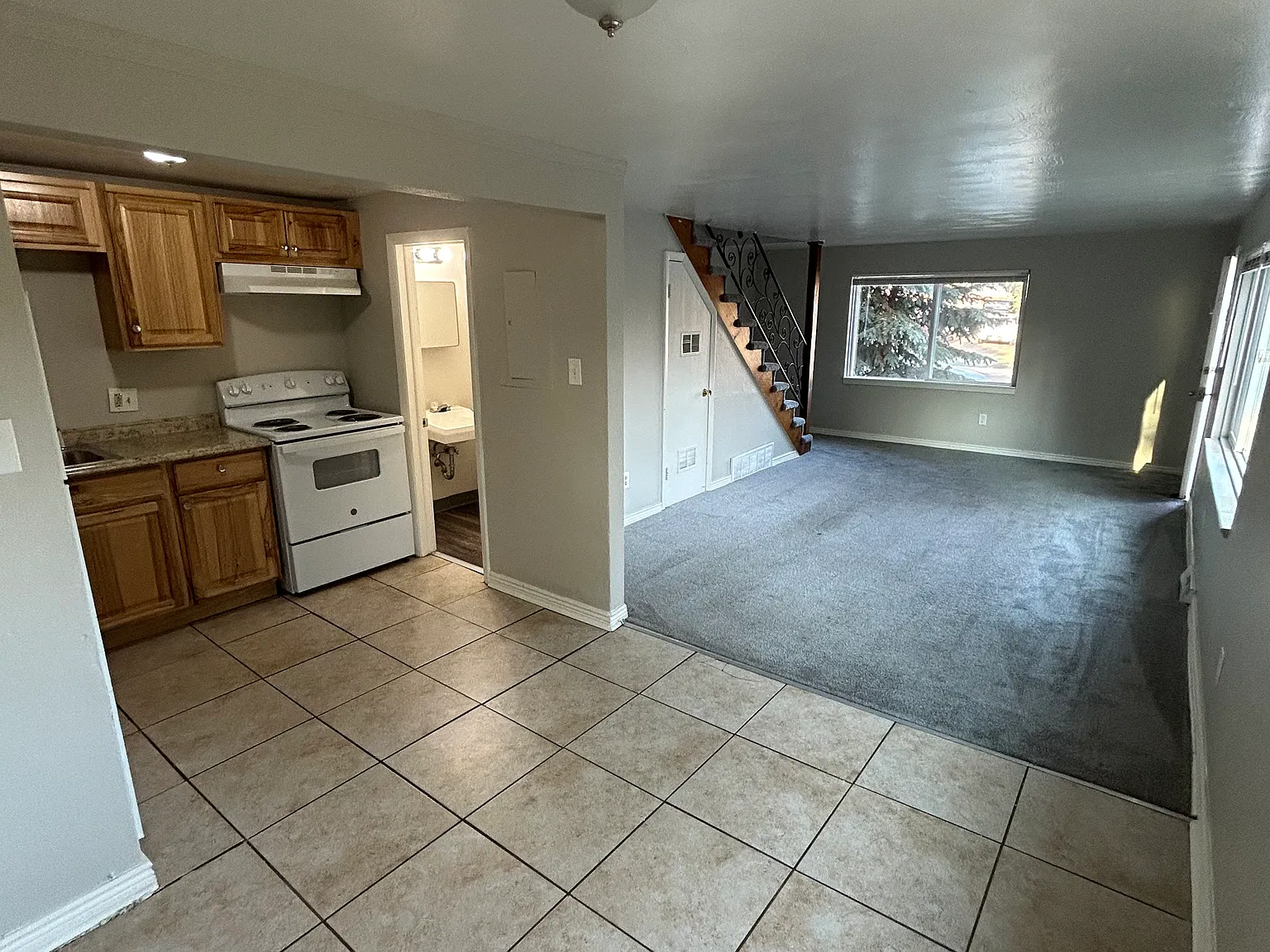 2 bed, 1.5 bath, 900 sqft, $1,650 — Photo 3