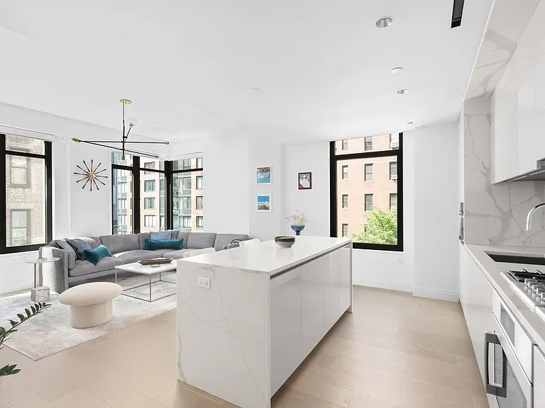 212 W 95th St #4A — Photo 3