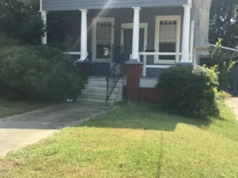 1104 Polk St — Photo 1