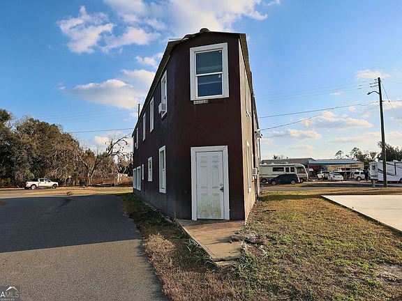 2nd image of 804 W Green St