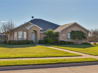 6450 Sun Crest Ct, Midlothian, TX 76065