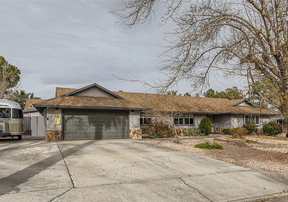 1st image of 3716 Greencrest Dr