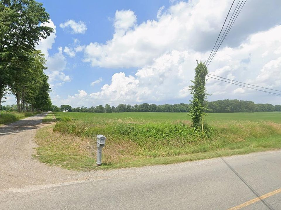 2nd image of Ironwood Road At Layton Rd