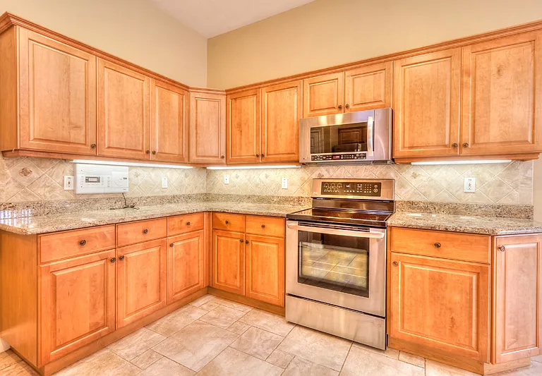 4213 Mayfair Ln — Photo 11