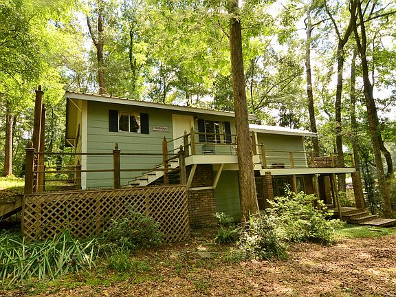 3rd image of 12797 Dogwood Rd