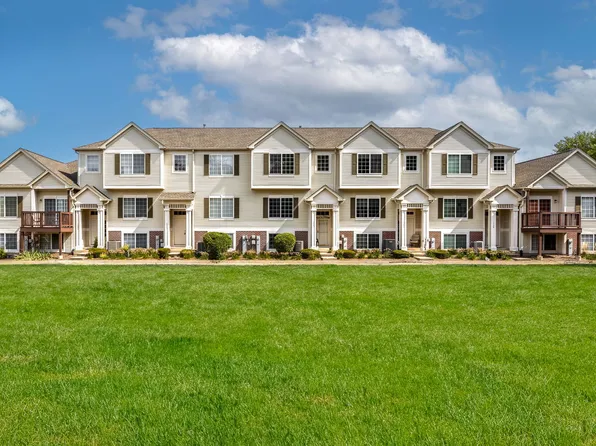 1745 Fredericksburg Ln Unit 1745, Aurora, IL 60503
