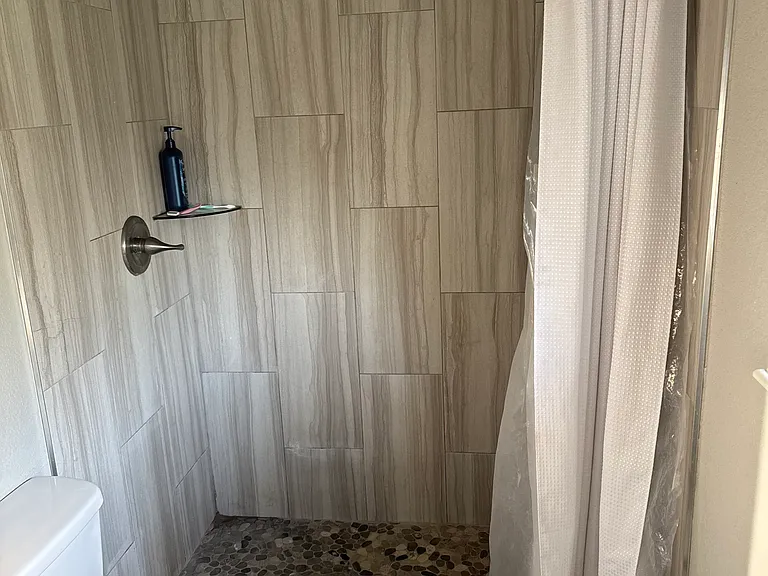 514 Oakwood St — Photo 12