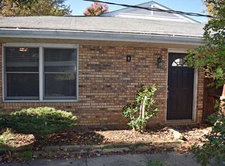 2116 Augusta Dr APT D, Henderson, KY 42420