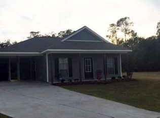 10802 Field Pointe Dr, Denham Springs, LA 70726