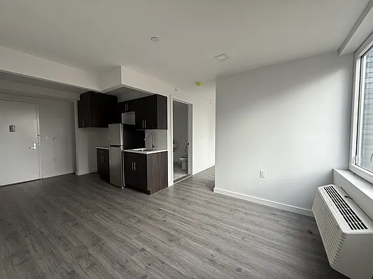 Rented by Lilia Garous Inc  | media 4