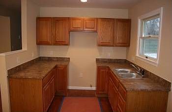 4th image of 6112 Woodsdale Dr