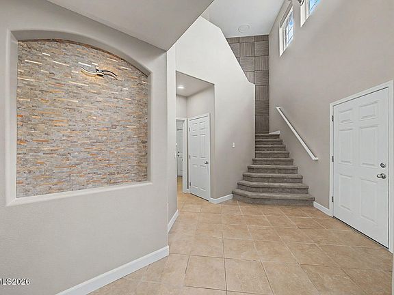 3rd image of 10490 Chadwell Dr