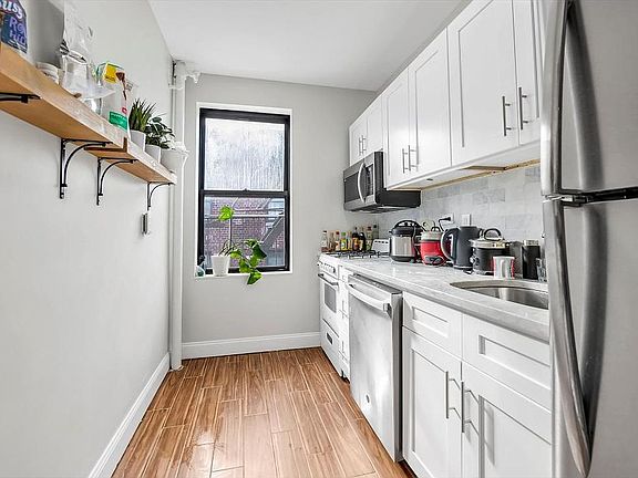 2nd image of 148-09 Northern Blvd #6N